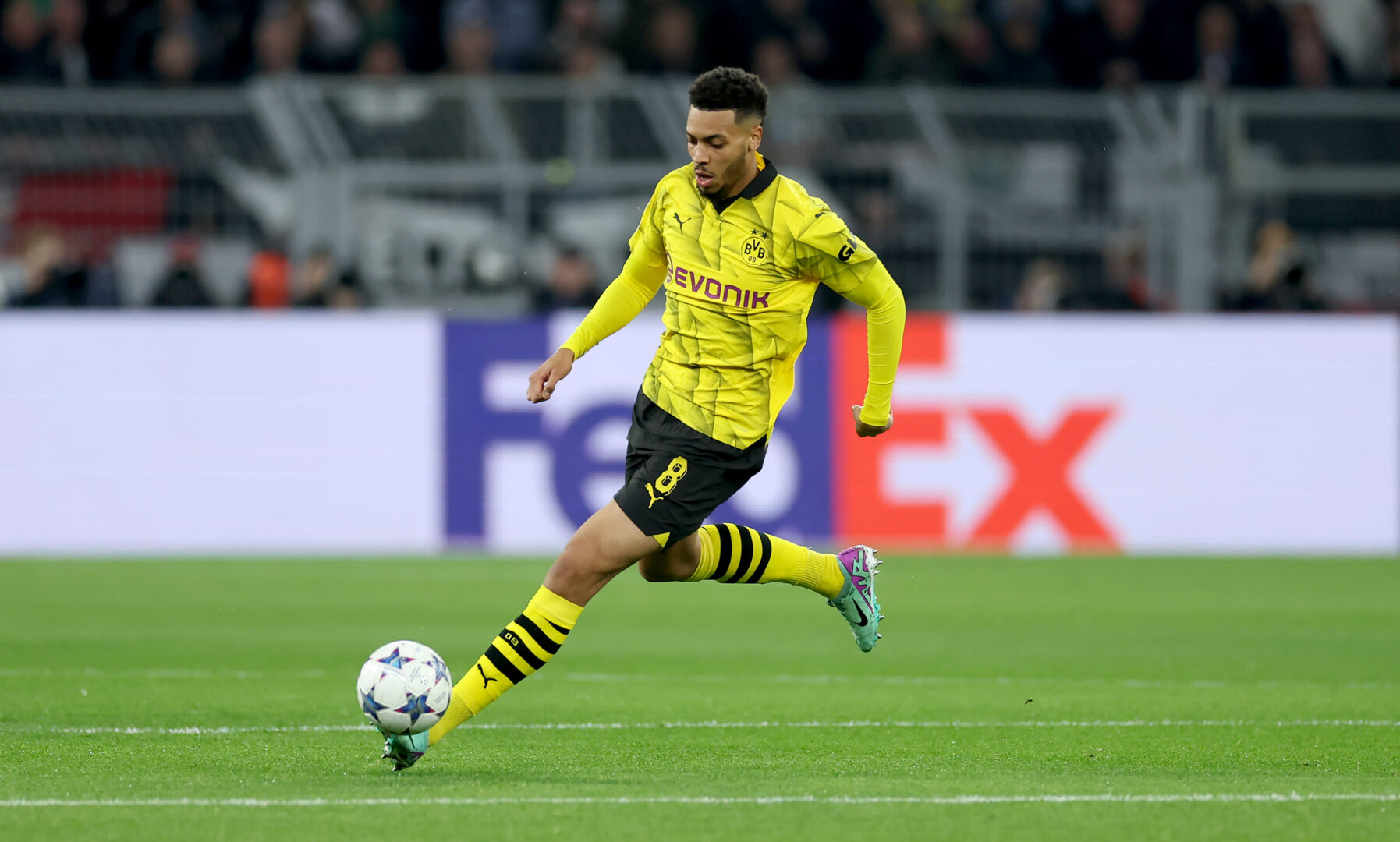 Borussia Dortmund wird vorerst weiterhin ohne Felix Nmecha auskommen müssen. Der Neuzugang wird auch am Wochenende gegen seinen ehemaligen Arbeitgeber VfL Wolfsburg ausfallen. 