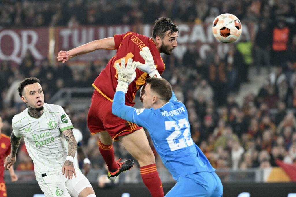 Die Relegations-Rückspiele der Europa League hatten es mal so richtig in sich. Olympique Marseille, Sparta Prag und Sporting CP konnten sich durchsetzen und das Ticket für die nächste Runde buchen. Währenddessen musste die AS Roma gegen Feyenoord bis in das Elfmeterschießen gehen.