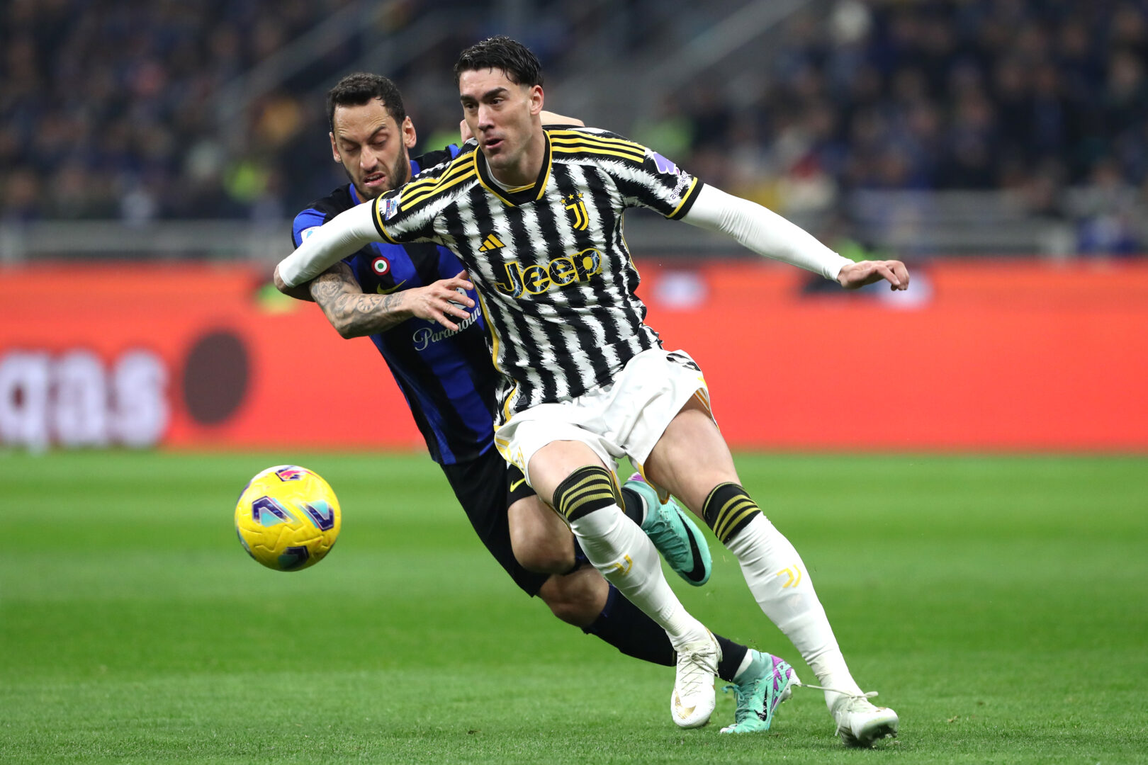 Calhanoglu brilliert, Vlahovic frustriert – Inter vs. Juventus in der Einzelkritik