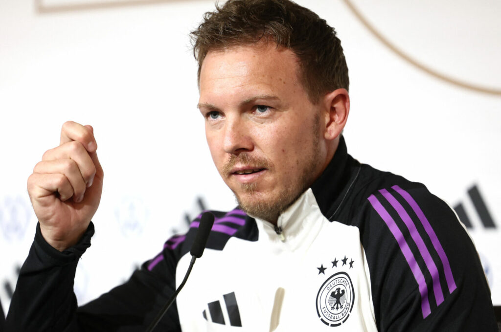 Bundestrainer Julian Nagelsmann spricht auf der Pressekonferenz