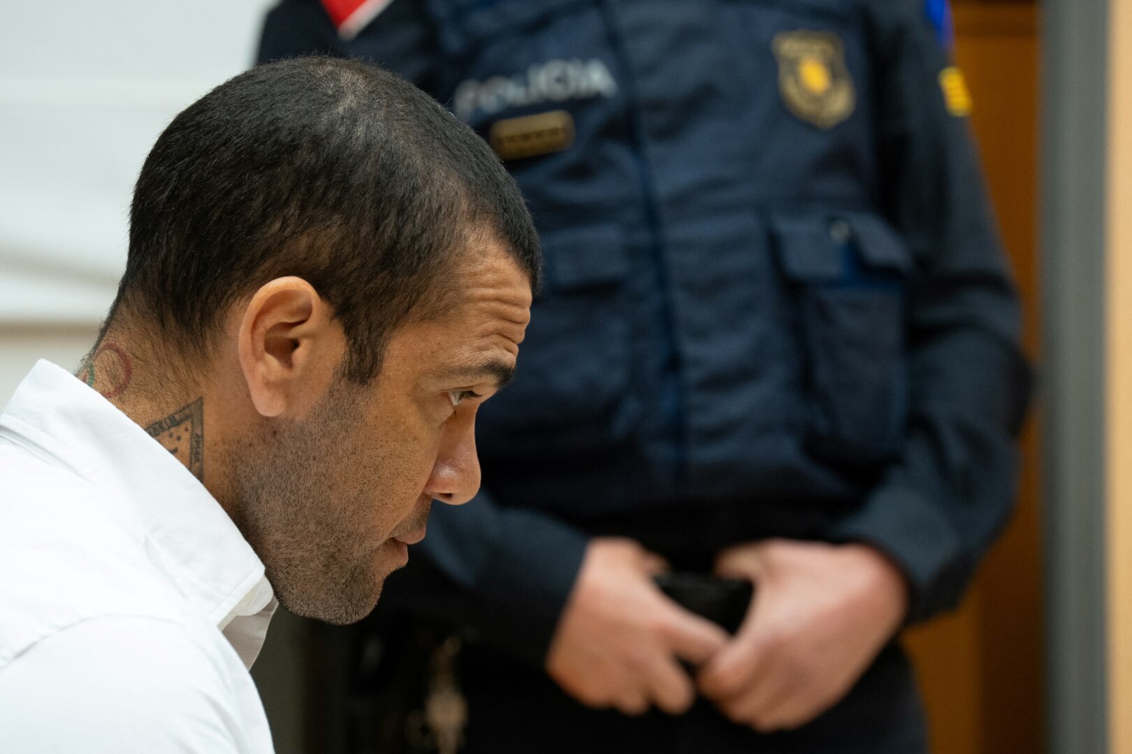 Gegen hohe Kaution: Inhaftierter Dani Alves kommt vorläufig frei