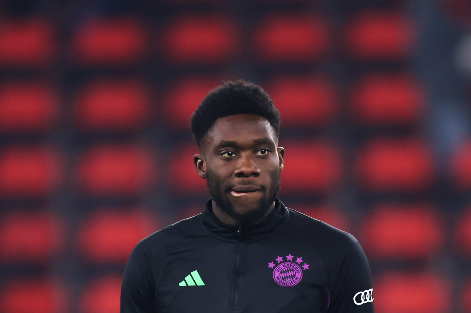 Real Madrid will bei Alphonso Davies Nägen mit Köpfen machen