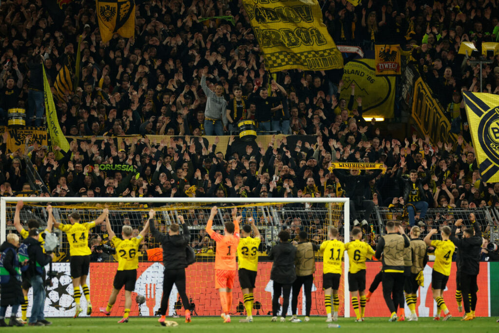 Borussia Dortmund hat es tatsächlich geschafft! Nach einem dramatischen 4:2-Heimsieg über Atlético Madrid steht der BVB erstmals seit 2013 im Champions-League-Halbfinale. Die beteiligten Akteure in der Einzelkritik.