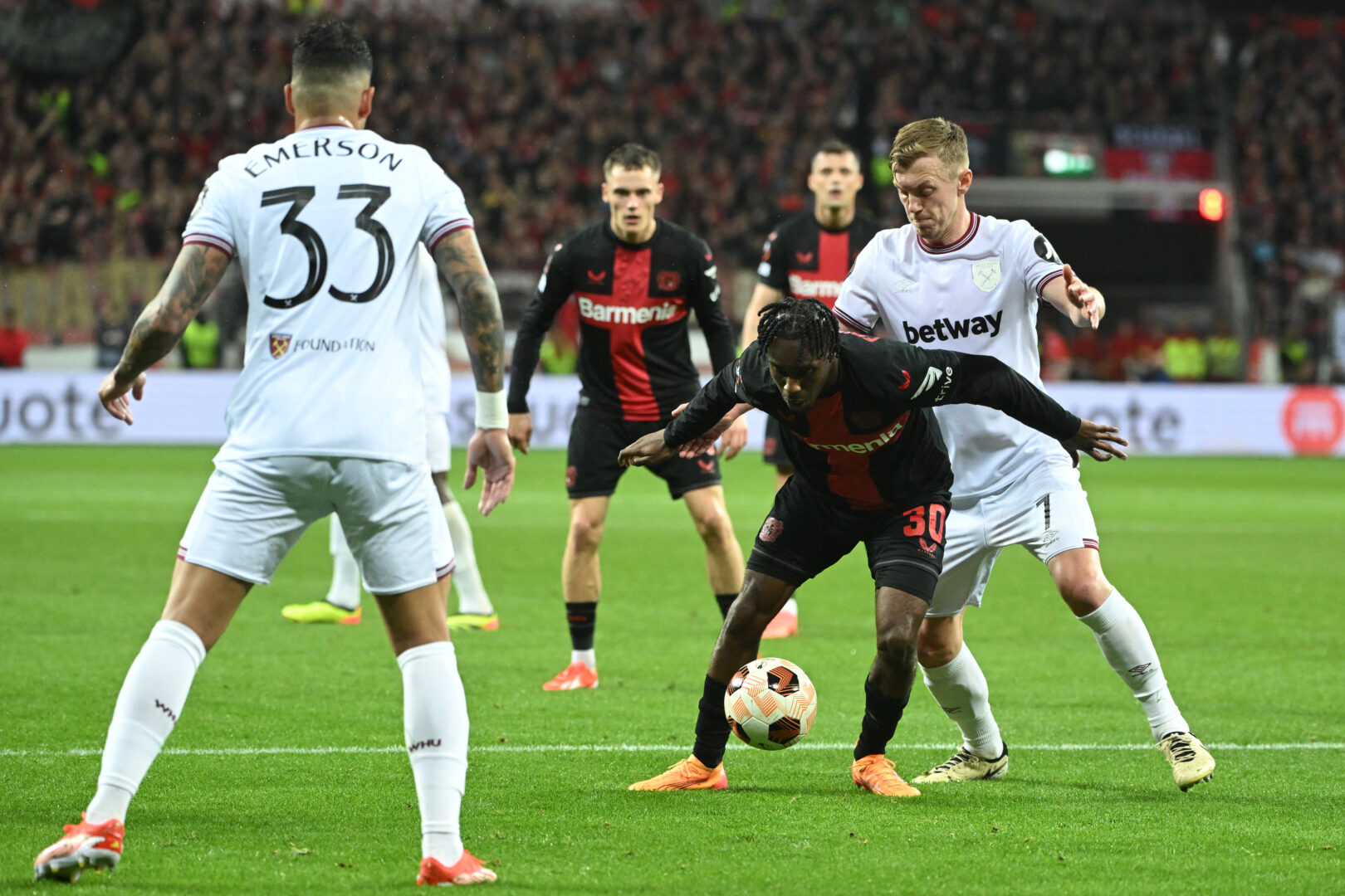 Wieder ist es die Schlussphase! Bayer Leverkusen schlägt West Ham hochverdient
