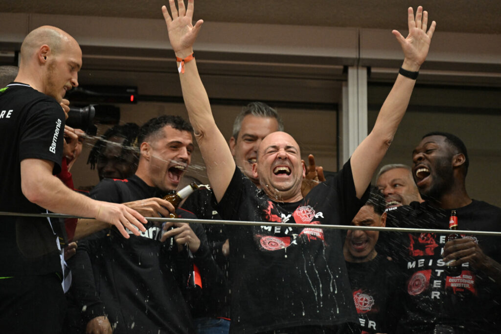 Fernando Carro geht von einem großen Verkauf bei Bayer Leverkusen aus.