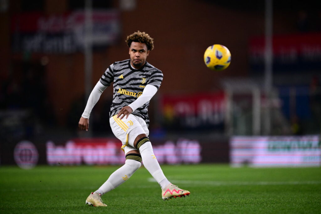 Juventus stößt Ermittlungen nach Gesängen gegen McKennie an.