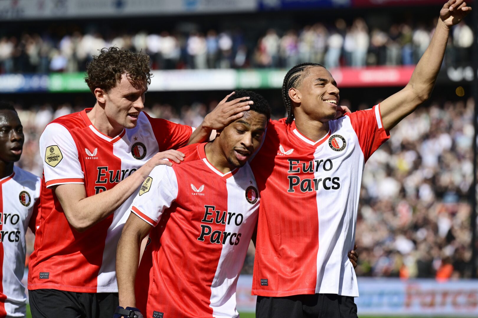 Historische Pleite im „Klassieker“: Ajax bekommt von Feyenoord halbes Dutzend eingeschenkt