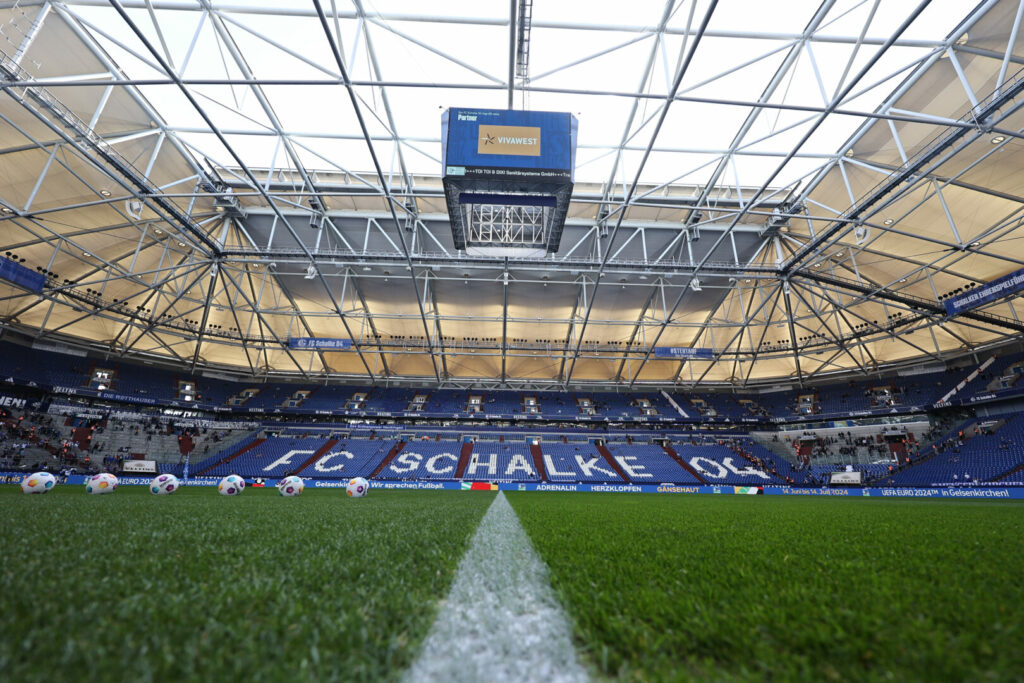 Muss der FC Schalke 04 die Veltins-Arena verkaufen?