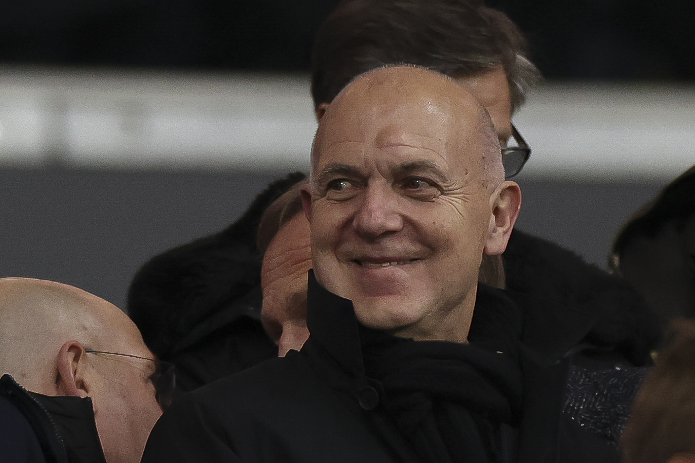 „Muss man den Hut ziehen“: DFB-Präsident Neuendorf schwärmt von Bald-Meister Leverkusen
