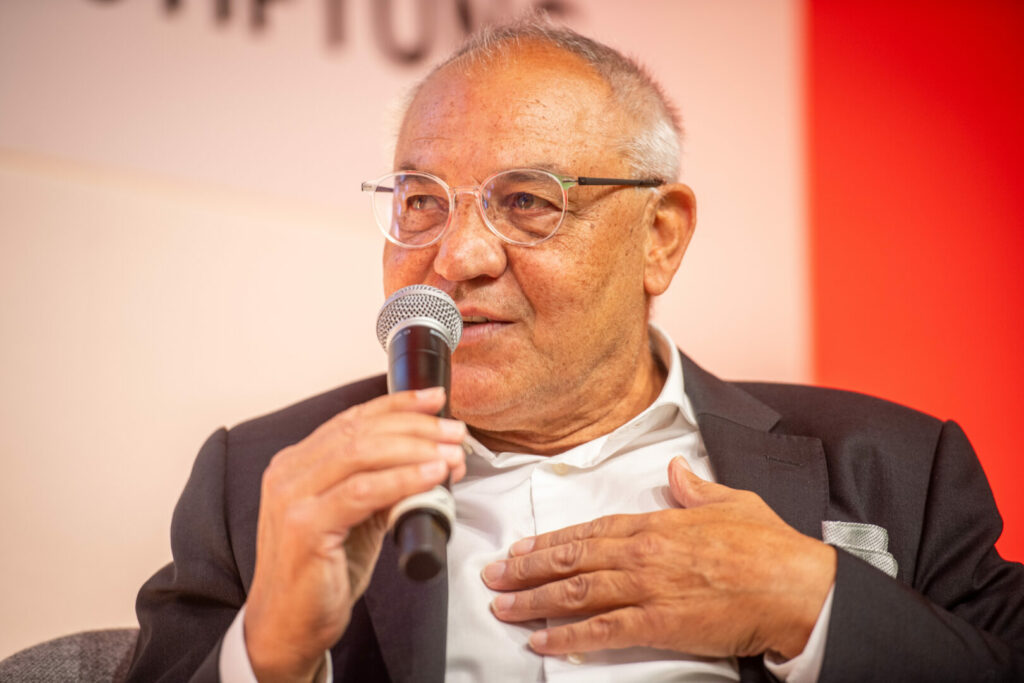 Felix Magath kritisiert den HSV.