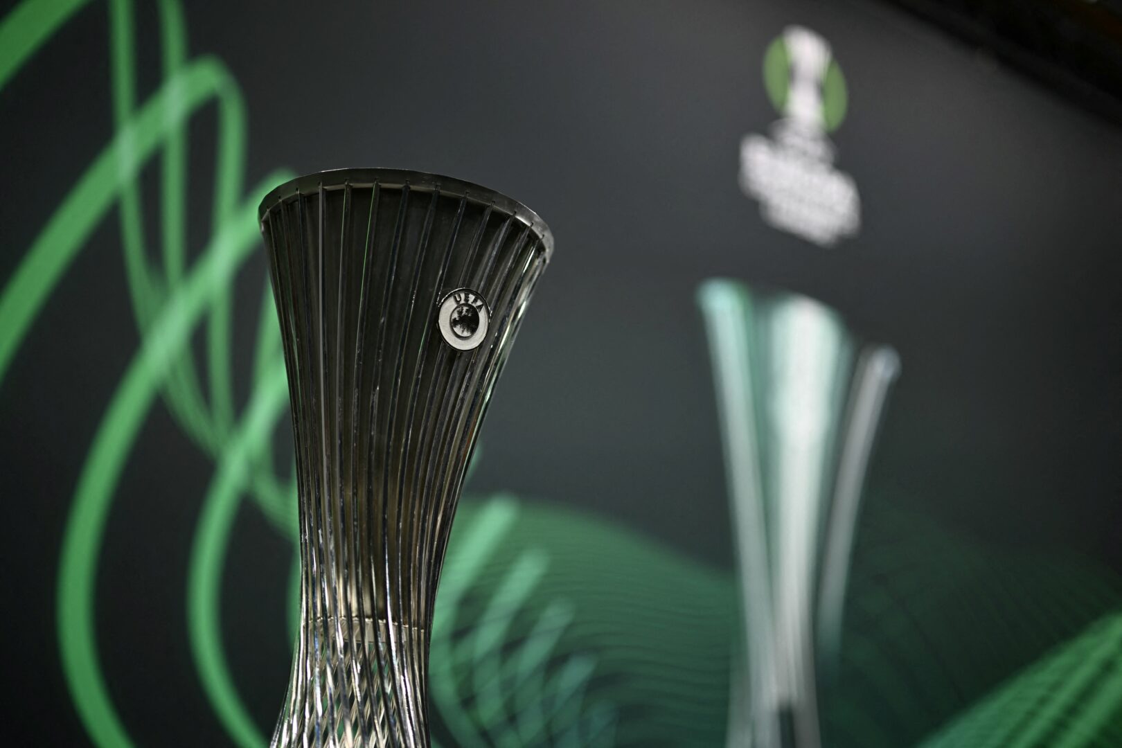 Finale in der Conference League: Fiorentina oder Piräus – Wer beerbt West Ham?