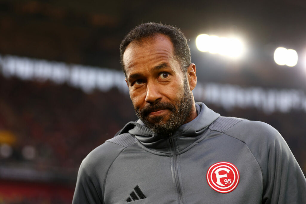 Schockstarre in Düsseldorf: Nach dem verspielten Bundesliga-Aufstieg gegen den VfL Bochum herrscht bei der Fortuna tiefe Trauer. Den beteiligten Protagonisten, fällt es schwer die richtigen Worte zu finden.