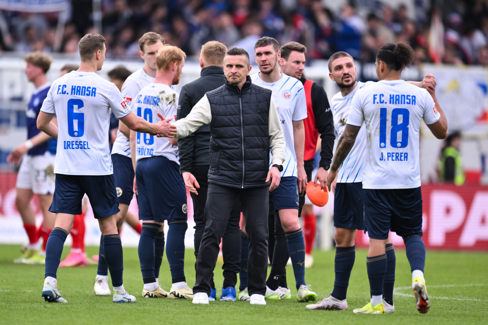 Nach Hin und Her am letzten Spieltag: Hansa Rostock steigt direkt ab