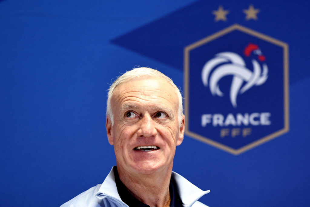 Didier Deschamps hat am heutigen Abend seinen Kader für die Europameisterschaft in Deutschland bekanntgegeben. Die französische Auswahl strotzt nur so vor Qualität und gilt als einer der absoluten Top-Favoriten auf den Titel. Mit der Nominierung von N’Golo Kante sorgte Deschamps derweil für eine faustdicke Überraschung. 