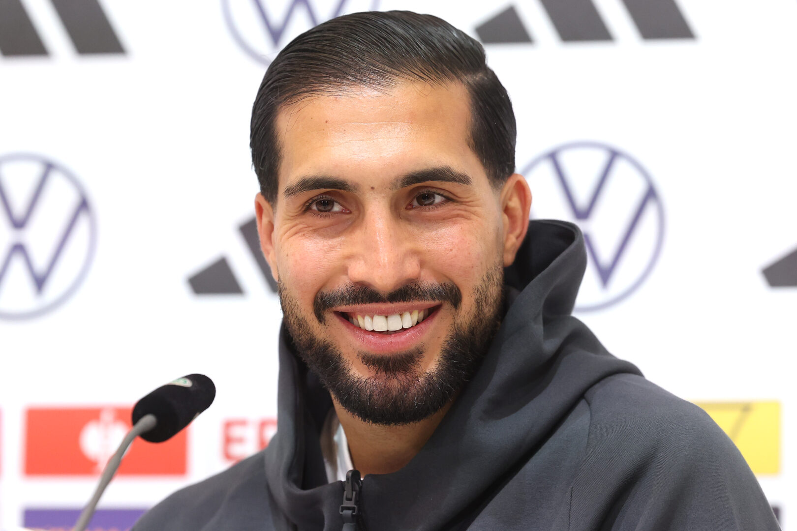 Emre Can stand auf der Pressekonferenz Rede und Antwort.