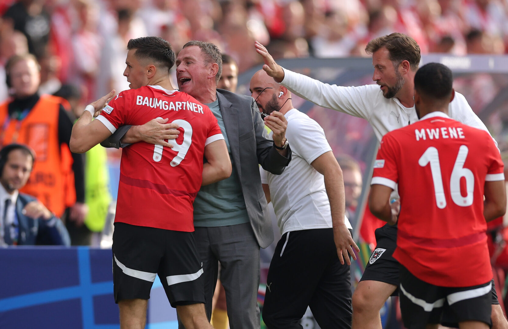 ÖFB-Ikone Krankl traut Österreich den Endspieleinzug zu