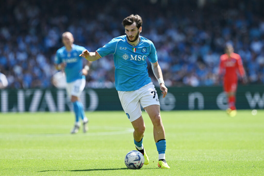 Kvaratskhelia könnte im Winter zu Paris Saint-Germain wechseln