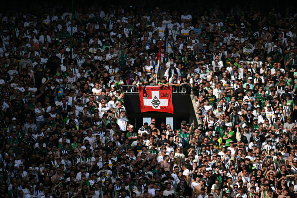 Das einjährige Intermezzo von Gladbach-Sportdirektor Nils Schmadtke ist beendet. Die Borussia präsentierte umgehend einen Nachfolger, der aus der Schweiz an den Niederrhein wechseln wird. 