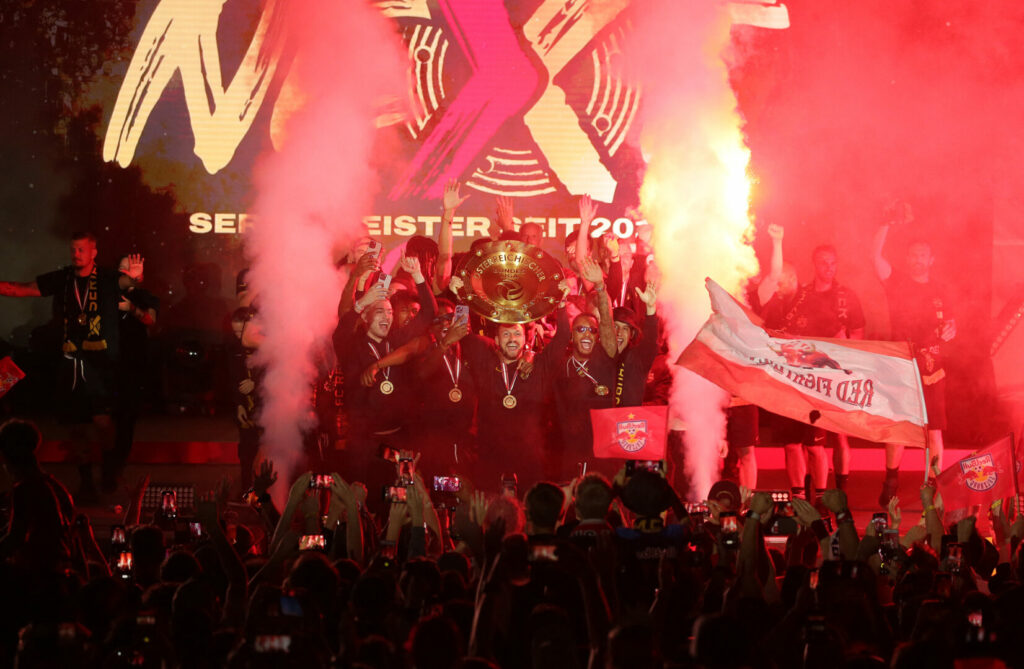 Austria Klagenfurt dankt seinen Fans.