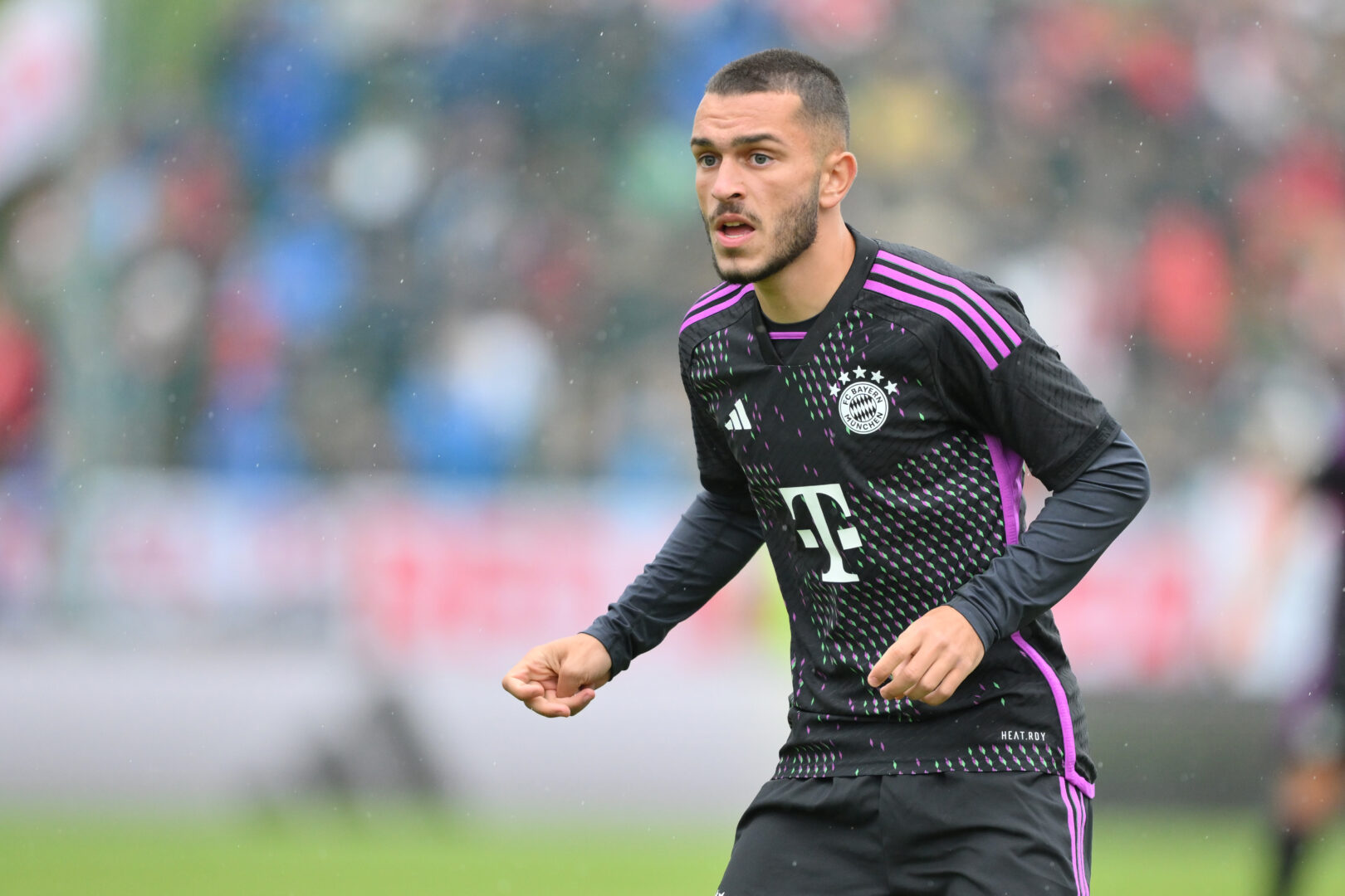 Offiziell: Der FC Bayern bestätigt die Vertragsverlängerung von Arijon Ibrahimovic