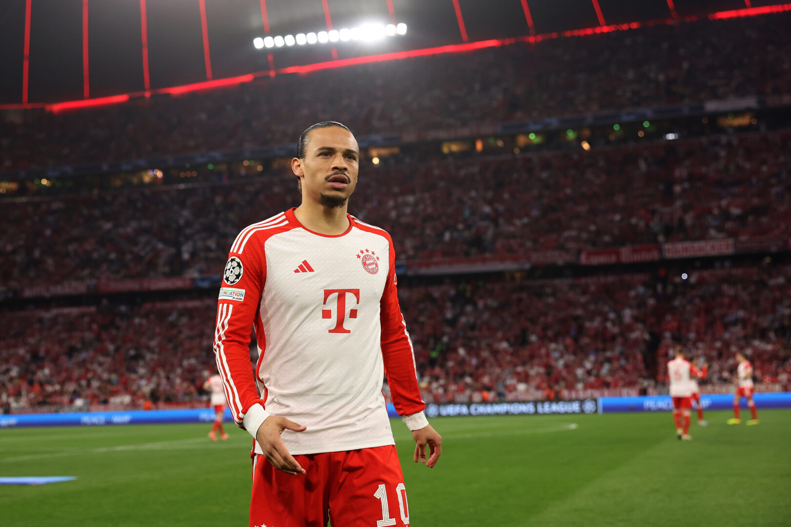 Erstes Gespräch: Kompany und Eberl wollen Leroy Sane beim FC Bayern halten!