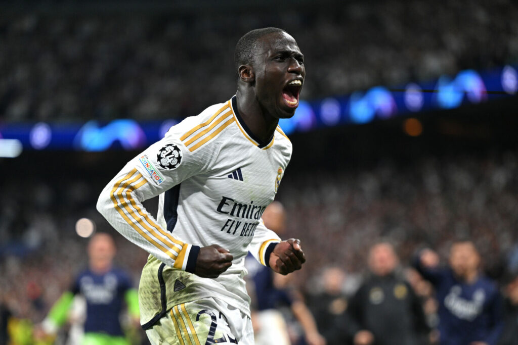 Ferland Mendy soll bei Real Madrid verlängern.
