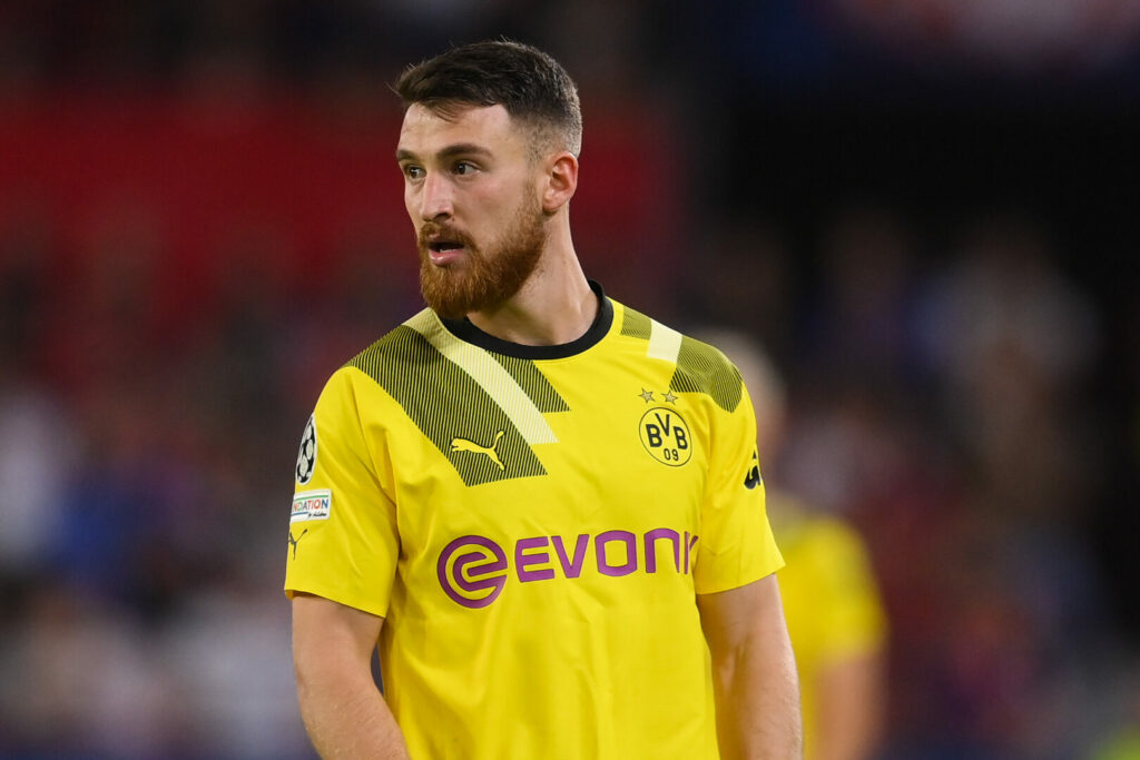 Salih Özcan im Trikot des BVB