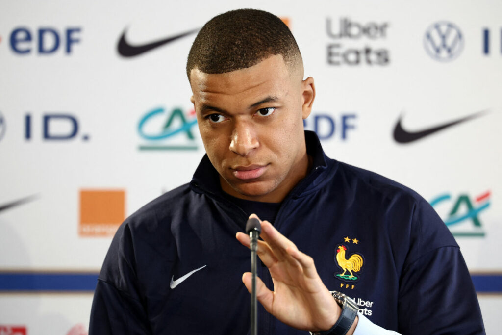 EM 2024: Kylian Mbappe bezieht klar Stellung.