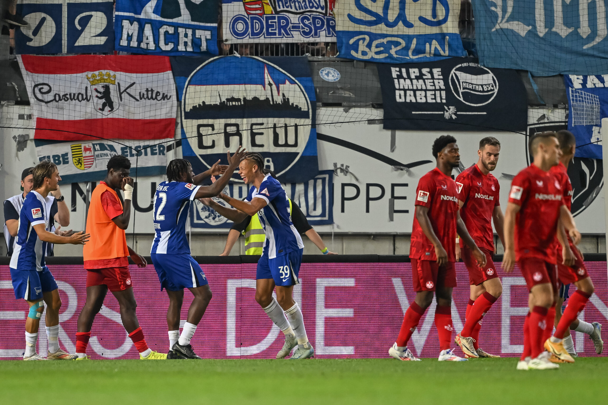 Sieben-Tore-Spektakel auf dem Betze: Hertha BSC ringt Kaiserslautern nieder