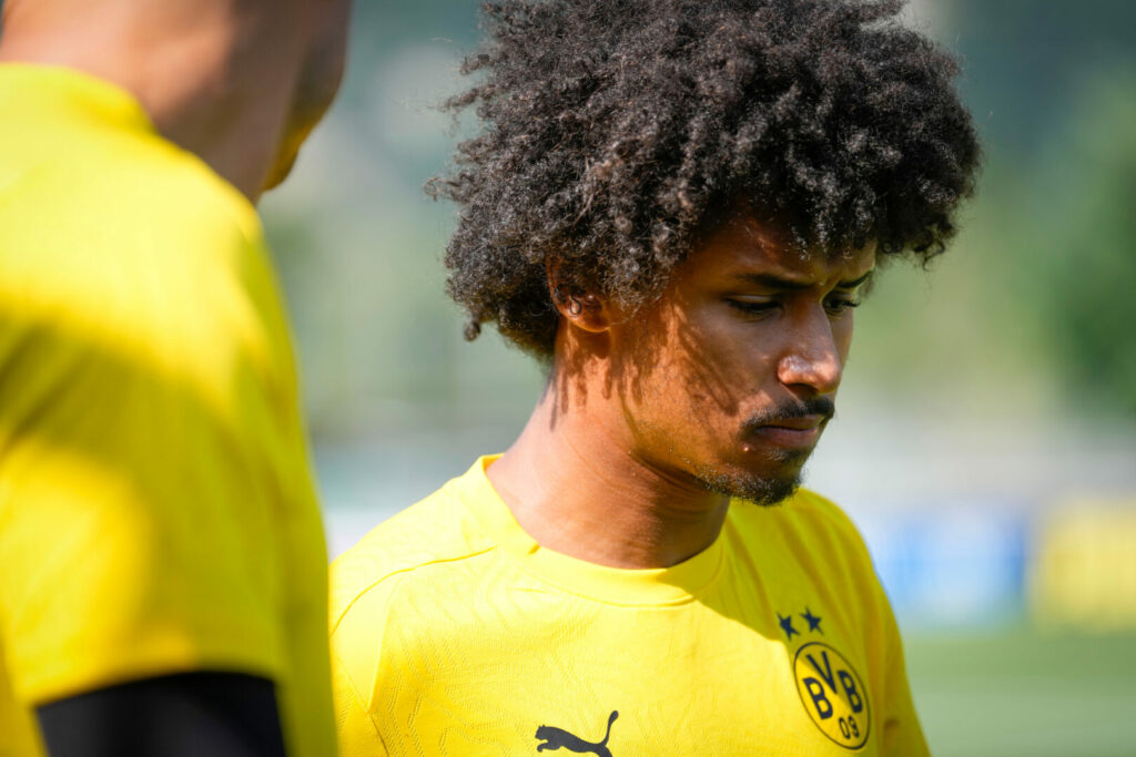 Adeyemi: Wechsel kein Thema