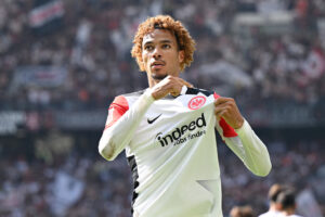Am Samstagnachmittag standen in der Fußball-Bundesliga fünf Spiele auf dem Programm. Unter anderem die Champions-League-Teilnehmer VfB Stuttgart und Borussia Dortmund waren gefordert. 