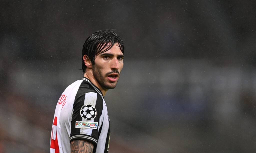 Sandro Tonali steht nach seiner zehnmonatigen Sperre wegen Glückspiels kurz vor dem Comeback. Newcastle United kann schon bald wieder mit dem Italiener planen.