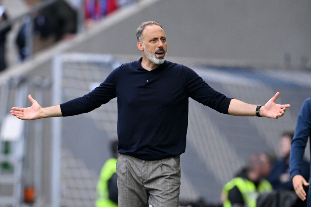 Die Führungsetage der TSG Hoffenheim befindet sich aktuell in einer unruhigen Phase. Nach dem Aus von Alexander Rosen könnte auch Pellegrino Matarazzo die Kraichgauer verlassen.