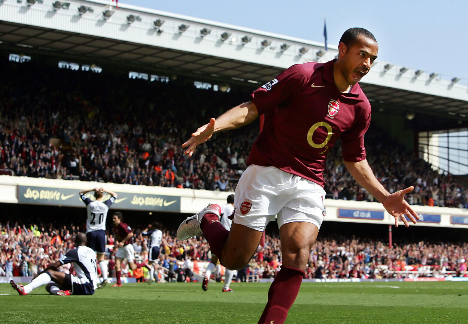 Arsenal Tottenham North London Derby Henry