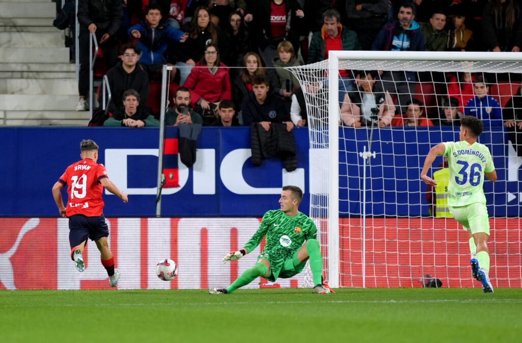 Der FC Barcelona ging bei Osasuna unter. Bryan Zaragoza erzielt hier das 2:0.