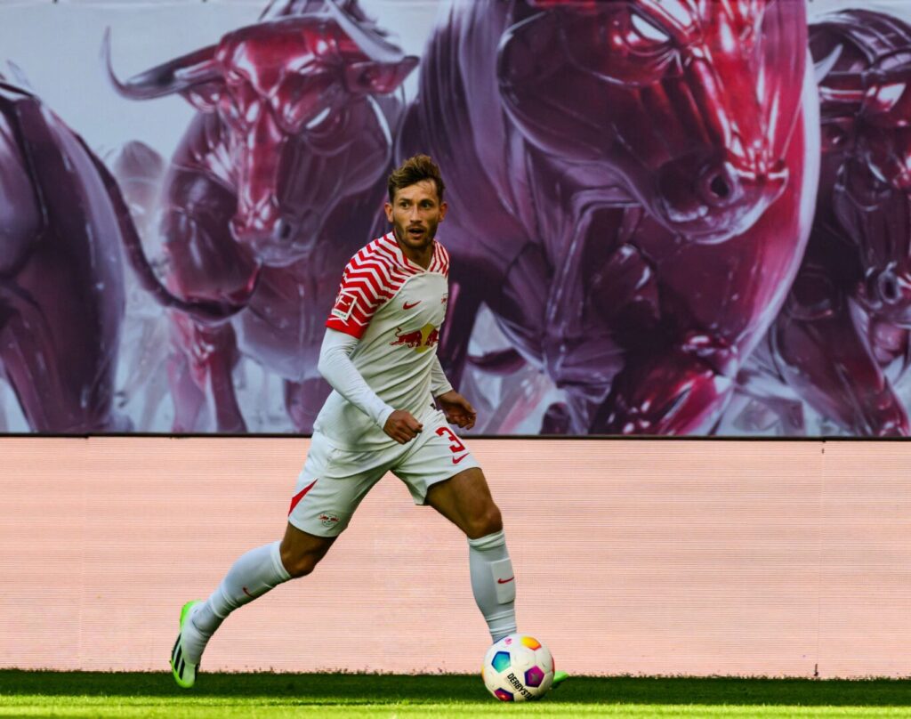 Die TSG Hoffenheim hat sich mit Christopher Lenz verstärkt. Nach seinem Abgang von RB Leipzig war der Linksverteidiger zuletzt vereinslos.