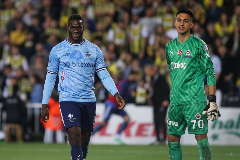 Mario Balotelli könnte nach Genua wechseln.