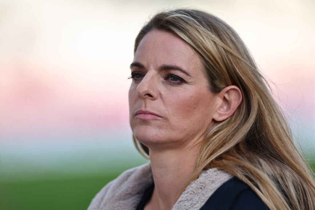 Im Kampf um den Anschluss an die Frauen-Weltspitze setzt der Deutsche Fußball-Bund (DFB) ab dieser Saison auch auf ein U23-Nationalteam. Diese Auswahl soll an einer europäischen Spielrunde teilnehmen, um die Spielerinnen auf höchstem Niveau weiterzuentwickeln.