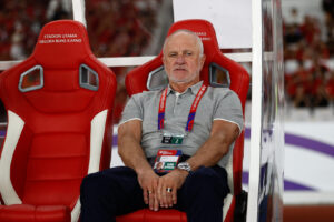 Socceroos suchen Trainer