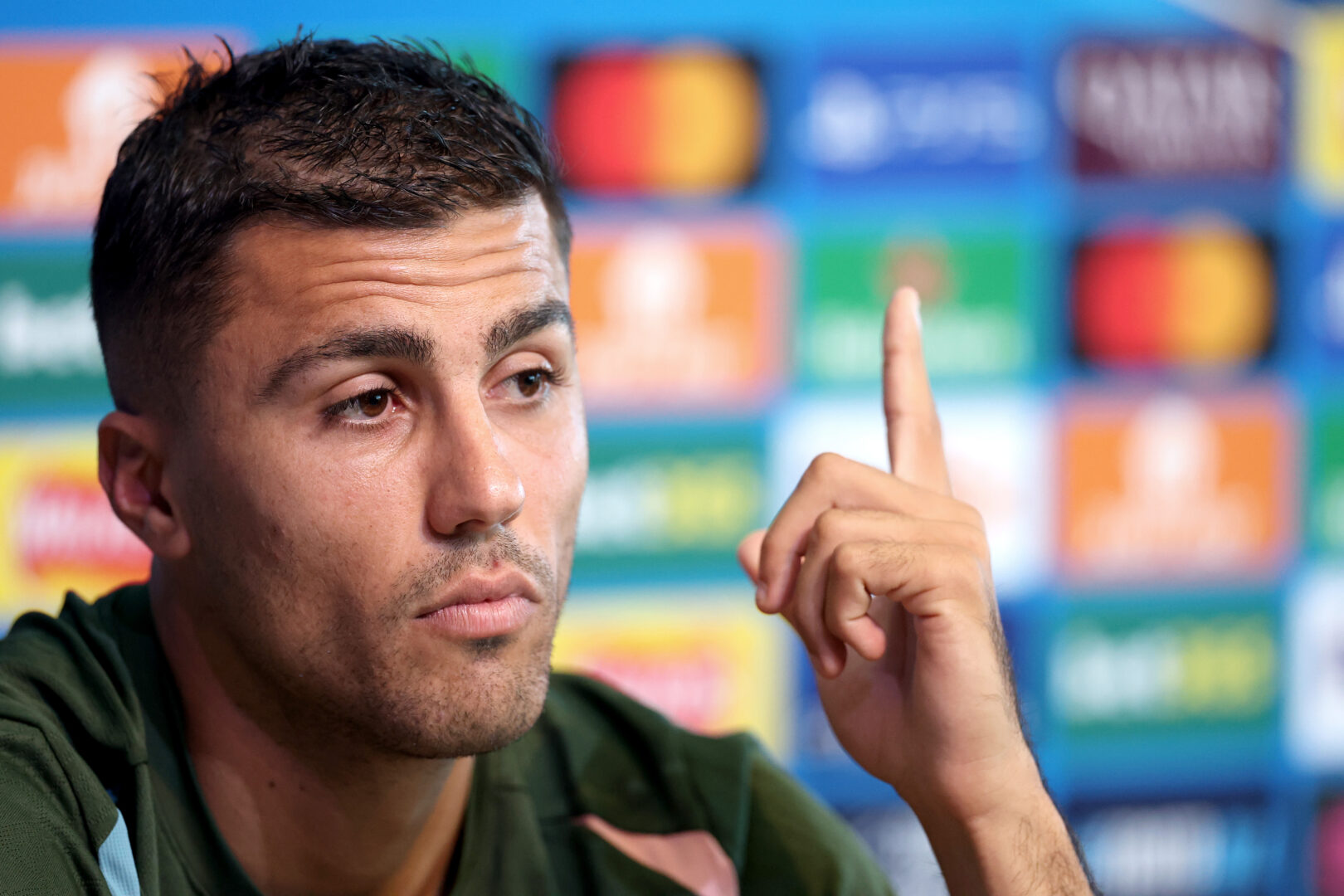 Zu viele Spiele in zu kurzer Zeit: Rodri sieht Spieler kurz vor Streik