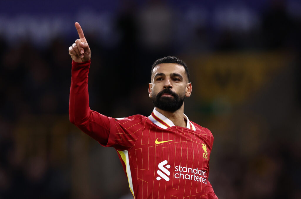 Die kürzlichen Aussagen von Mo Salah lassen nicht zwingend auf einen Verbleib beim FC Liverpool schließen. Doch Arne Slot glaubt weiterhin an eine Zukunft des Ägypters bei den Reds.