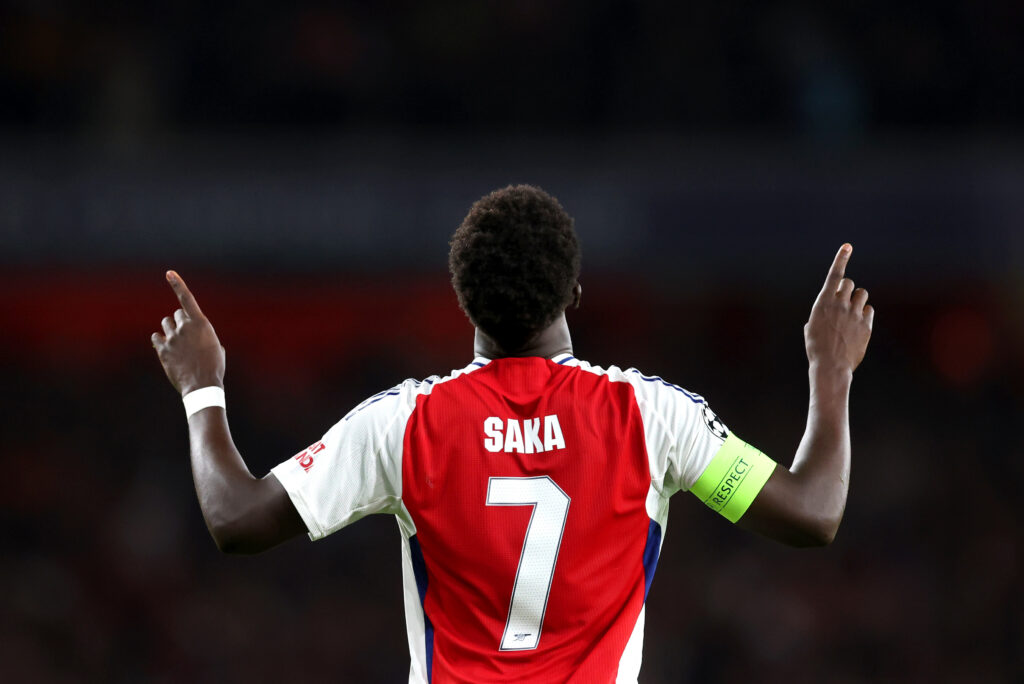 Arsenal: Saka glaubt an Titel