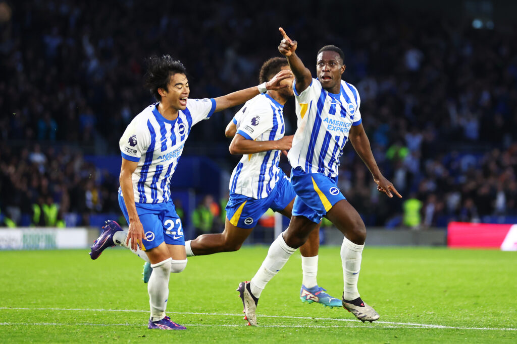 Brighton dreht ein 0:2 gegen Tottenham, Danny Welbeck und Kaoru Mitoma jubeln