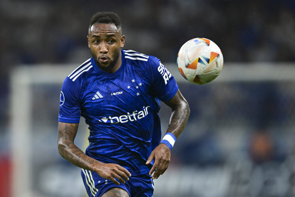 Rafa Silva (Cruzeiro EC) sah Rot nach drei Sekunden.