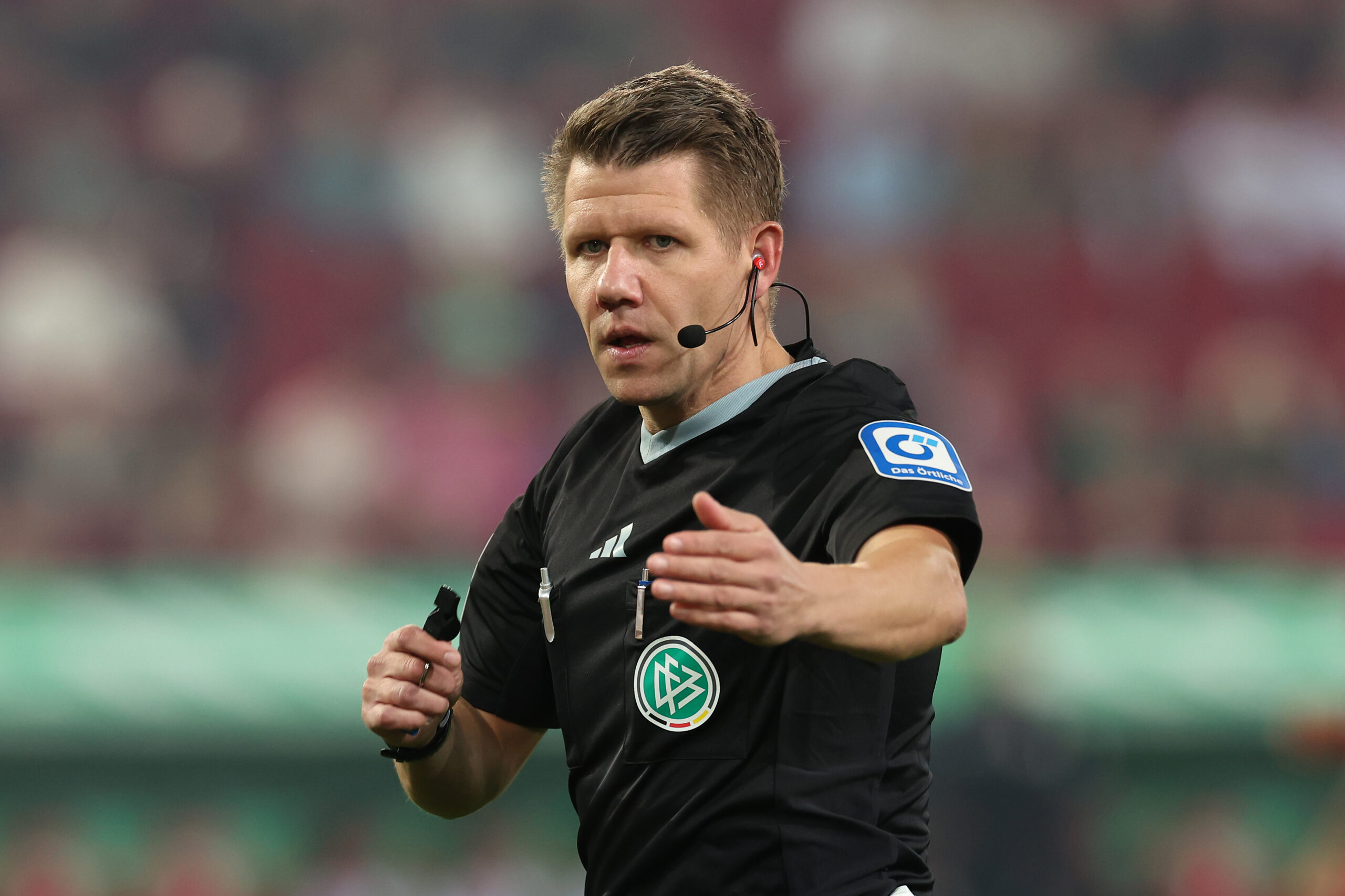 Das Thema Belastungssteuerung wird im Profi-Fußball immer populärer. Patrick Ittrich hat nun gefordert, dabei auch die Schiedsrichter in diese Thematik mit einzubeziehen.