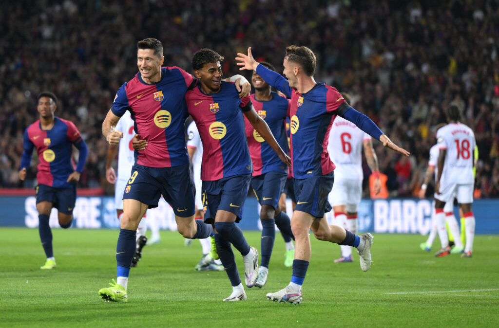 Der FC Barcelona fegte den FC Sevilla vom Platz.