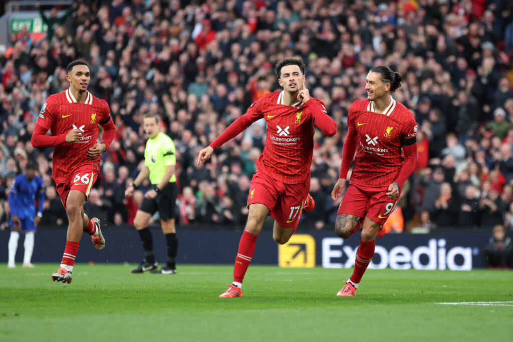 Besorgte das 2:1 für den FC Liverpool gegen Chelsea: Curtis Jones (Mi.).