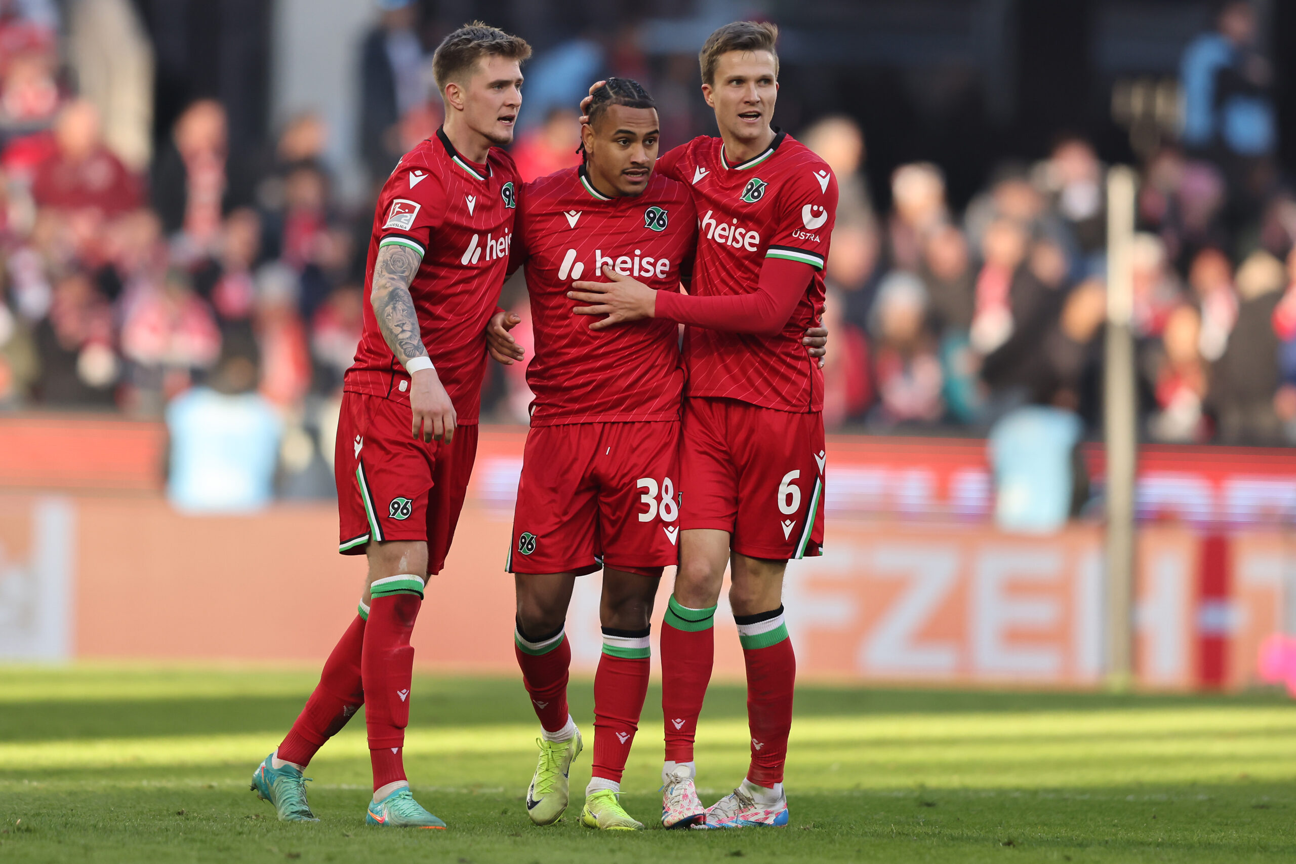 2. Bundesliga: Köln kann Überzahl nicht nutzen, SCP dreht Partie
