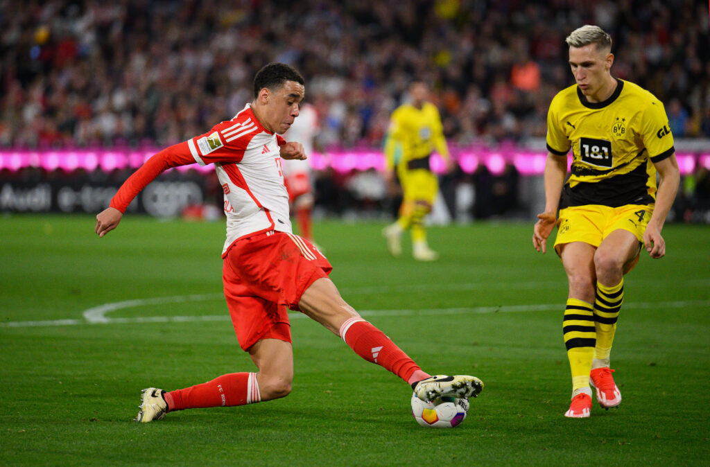 Der zwölfte Spieltag dieser Saison steht ganz im Zeichen des Spitzenspiels zwischen dem FC Bayern und Borussia Dortmund. Doch auch auf anderen Bundesliga-Plätzen ist für Hochspannung gesorgt.