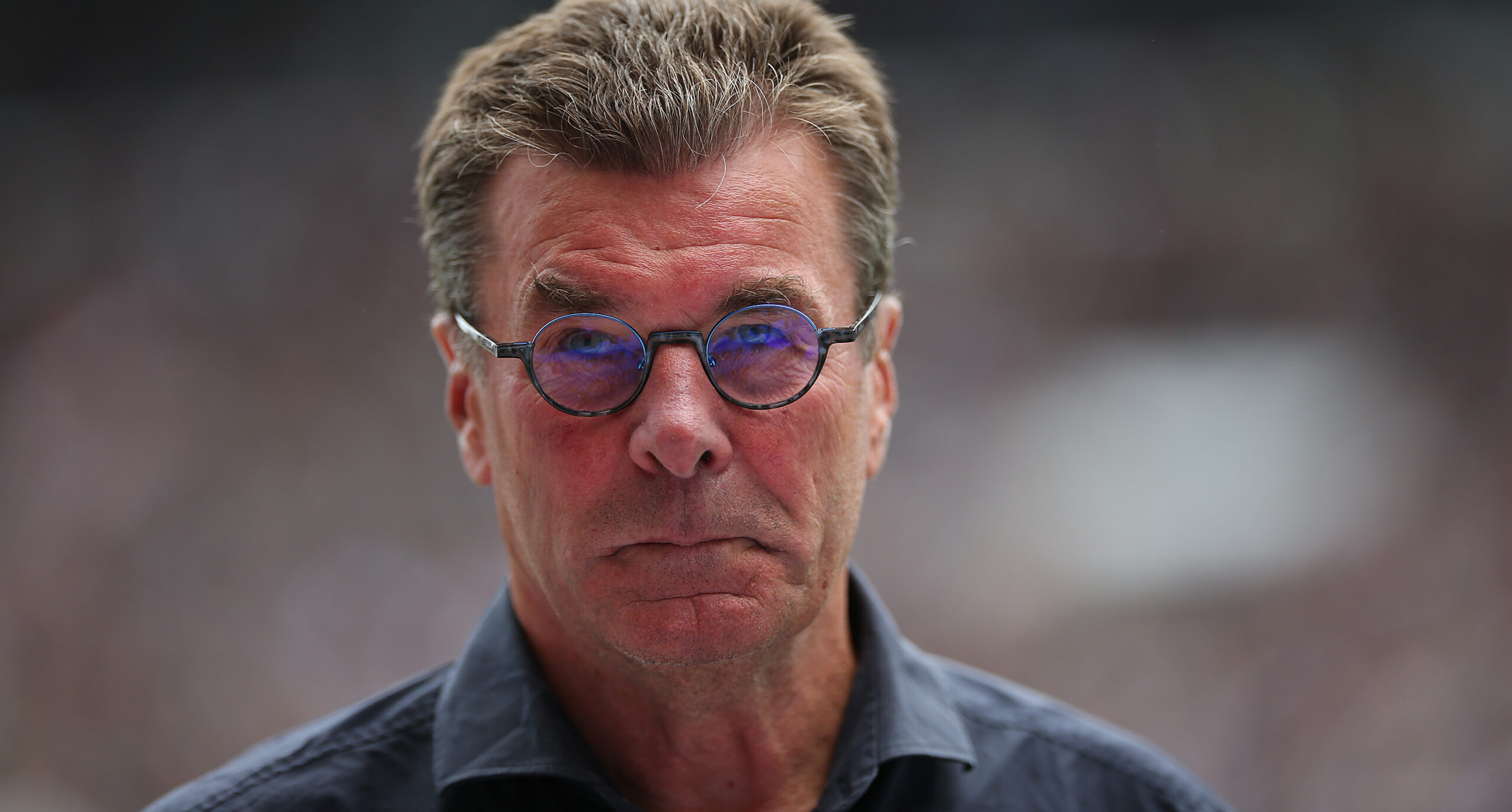 Der VfL Bochum hat Dieter Hecking offiziell als neuen Trainer vorgestellt. Auf seiner ersten Pressekonferenz zeigte sich der 60-Jährige realistisch und verzichtete auf die ganz großen Töne.